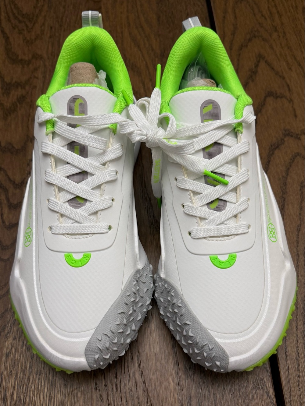 G/FORE G/18 Spikeless Golf Shoes White Nimbus Gecko Green GUF000001 Men’s 11
